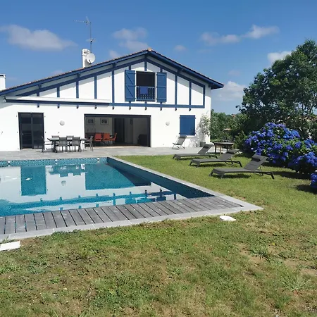 Fleurs Casa vacanze Bassussarry